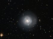 "Хаббл" в созвездии Волопаса заснял галактику "космический глаз"