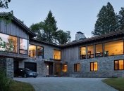 Особняк из камня и дерева, в котором можно жить большой семьей (Фото)