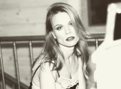 Красное или золотое: Ольга Фреймут запустила опрос среди подписчиков