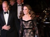 Недотрога: Кейт Миддлтон не захотела, чтобы принц Уильям к ней прикасался (Видео)