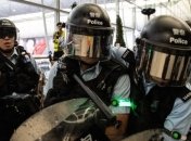 В Гонконге полиция применила слезоточивый газ против учасников протеста 