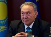 Назарбаев стал почетным железнодорожником