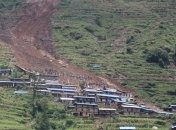 Масштабный оползень в Непале: найдено уже 18 тел, поиски продолжаются 