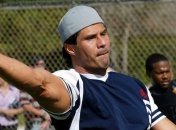 Известный бейсболист прострелил себе руку