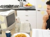 Трудоголики должны есть мало и часто