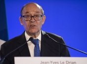 Франция призывает снять санкции против Катара