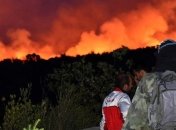 Непредсказуемая природа: Черногория горит, а Аргентинский курорт завалило снегом