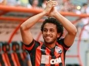 Один из лидеров чемпионата Бразилии хочет игроков "Динамо" и "Шахтера"