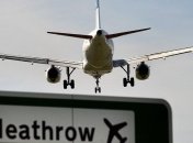 Россия отправила ноту в Британию из-за досмотра самолета в "Хитроу"