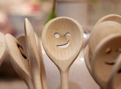 Одна уловка обновит деревянные ложки и лопатки