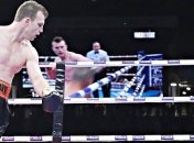 Хорн - Мандайн: брутальный нокаут в бою экс-чемпионов мира (Видео)