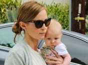 Эмили Блант показала трехмесячную дочку (ФОТО)