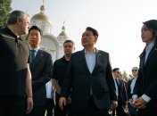 Юн Сок Йолем та перша леді Південної Кореї Кім Кеон Хі у Києві