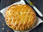 Такой пирог совсем несложно приготовить