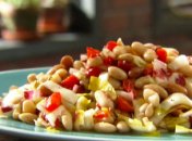 Салат с фасолью и цикорием