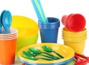 Какие продукты не рекомендуют хранить в пластиковой таре?