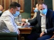 Зеленского отгородили от экспертной информации: в Украине бьют тревогу из-за советников Ермака