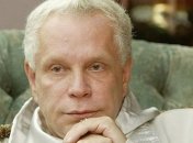 Співак Борис Моїсеєв насилу пересувається і не впізнає людей