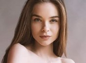 Молодая украинская актриса блеснула идеальной фигурой на пляже (Фото, Видео)