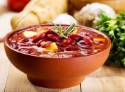 Прекрасный сытный суп с помидорами и фасолью