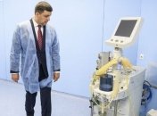 Гройсман рассказал, что заставит врачей бороться за пациентов