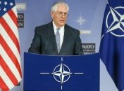 Трамп о бывшем главе Госдепа Тиллерсоне: Он был глуп как пробка