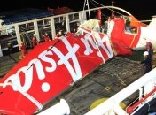Водолазы нашли "черный ящик" лайнера Air Asia