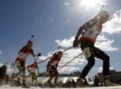 Гонка чемпионов. Домрачева и Шипулин выиграли эстафету