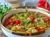 Ніжне овочеве рагу з кабачків