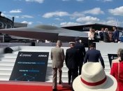 Истребитель нового поколения: впечатляющий макет 