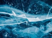 В Днепре прогулка по тонкому льду едва не стоила жизни троим мужчинам и мальчику: видео спасения 