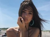 Гомес і Ратаковскі вийшли в світ у вбранні від українського дизайнера