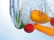 Медики рассказали, как избавиться от химии в овощах