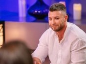 Двойная церемония роз и неожиданные выгоны: как прошел третий выпуск проекта "Холостяк"  