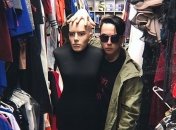 Серьга в носу и белые локоны: MELOVIN неожиданно сменил имидж