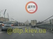 Шулявский мост в Киеве снова "устал" (фото и видео)
