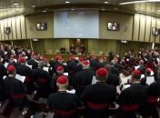 Клятву молчания готовится дать служебный персонал конклава