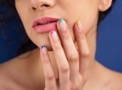 Французский нейл-дизайн может быть разным