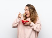 Готовность экспериментировать с едой выглядит сексуально привлекательно для партнеров