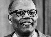 Уильям Артур Льюис стал героем нового дудла Google: чем он прославился