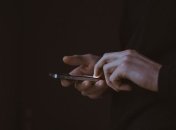 Как и чем чистить телефон, чтобы избавиться от микробов