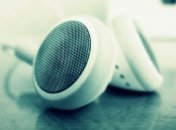 Ученые объяснили причину "застревания" музыки в голове