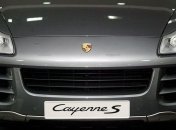 В Москве в Porsche Cayenne обнаружено тело полковника полиции