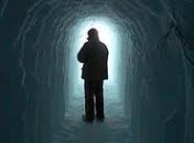 Во время клинической смерти ребенок видел умершую сестру, которую не знал