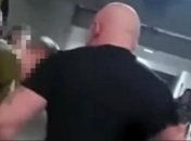 Момент побиття солдата ЗСУ