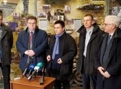 Глава МИД Литвы в Днепре призвал РФ освободить украинских моряков