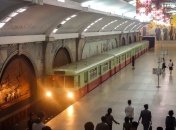 Уникальный тур по метро столицы Северной Кореи (Фото)