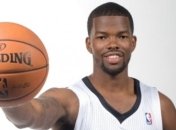 Бросаться капой в зрителей нынче стоит $25 тысяч