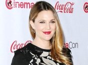 Стильная беременность: Дрю Бэрримор на фестивале CinemaCon (ФОТО)