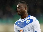 Балотелли с трудом уговорили доиграть матч Серии А